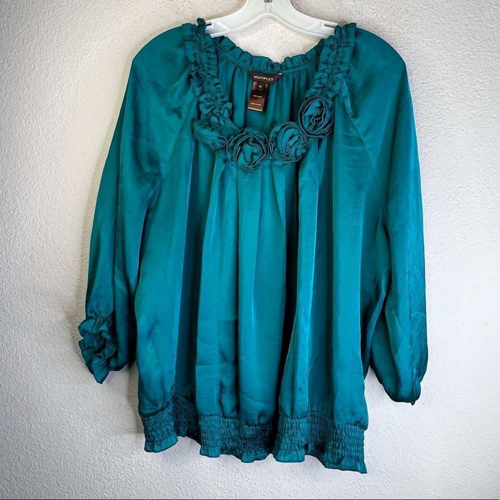 Multiples Top - Picture 2 of 6